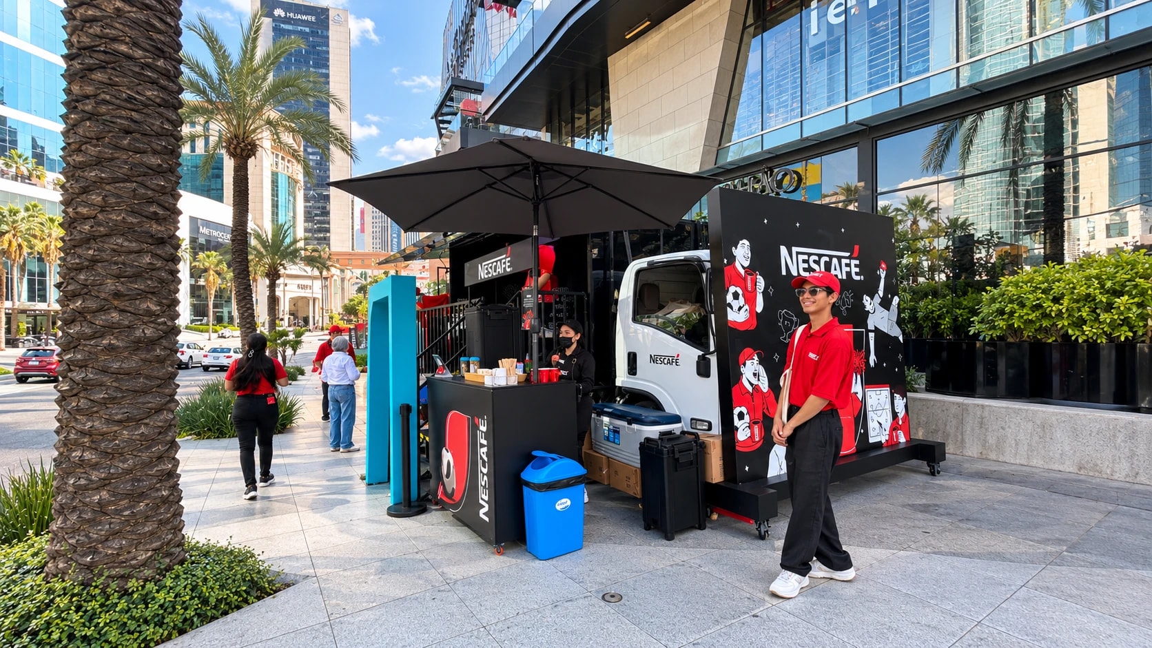 Activación de Nescafé en una plaza urbana